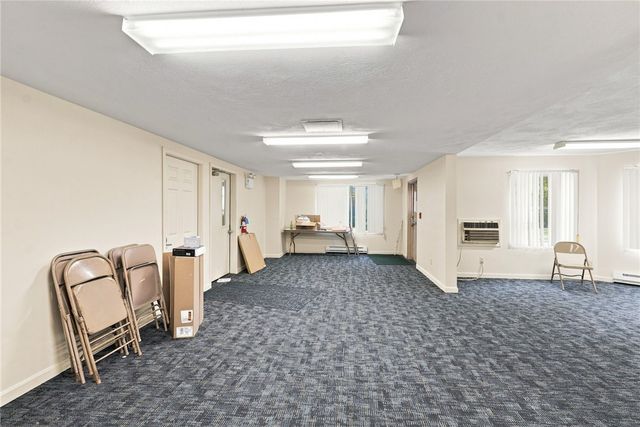 200 Woodlawn Avenue 111, North Providence, RI 02904