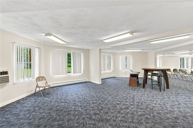 200 Woodlawn Avenue 111, North Providence, RI 02904