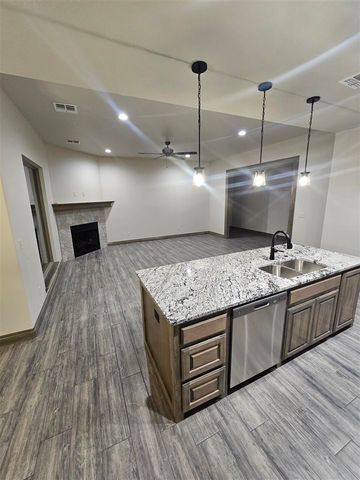 113 S 6th Ave, Sterling, OK 73567