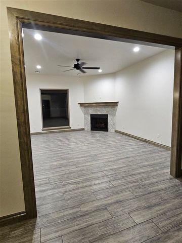 113 S 6th Ave, Sterling, OK 73567