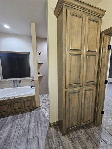 113 S 6th Ave, Sterling, OK 73567