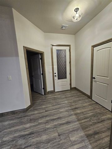 113 S 6th Ave, Sterling, OK 73567