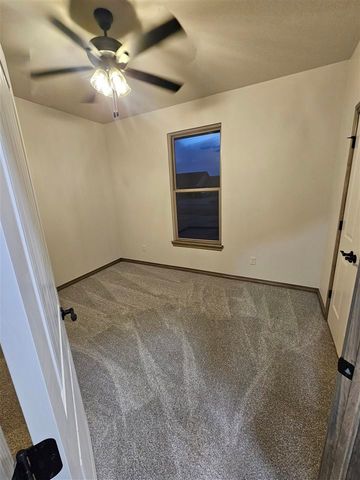 113 S 6th Ave, Sterling, OK 73567