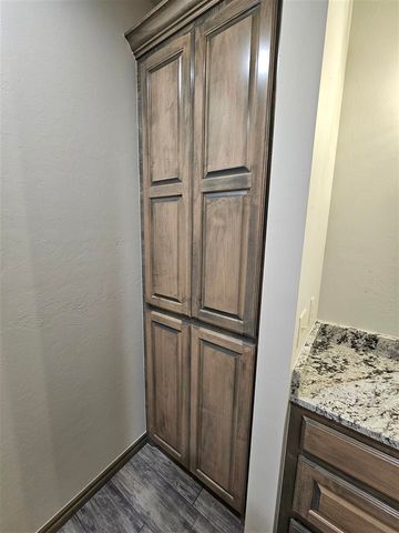 113 S 6th Ave, Sterling, OK 73567