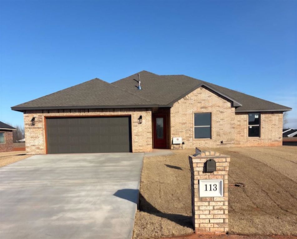 113 S 6th Ave, Sterling, OK 73567