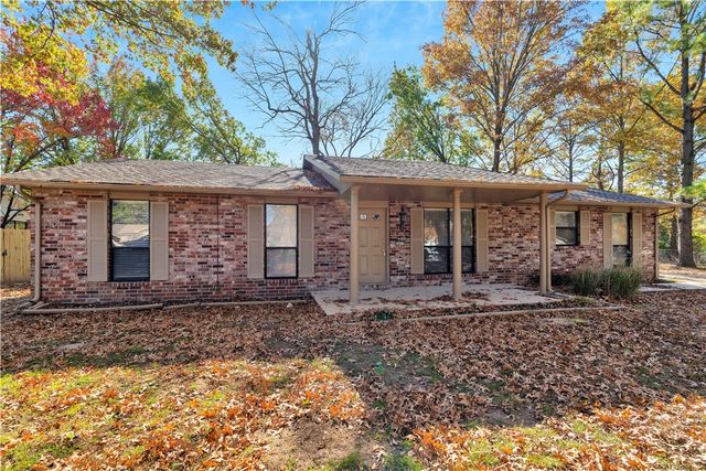 3425 Sandpiper Drive, Fayetteville, AR 72704