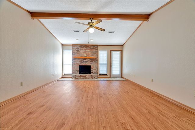 3425 Sandpiper Drive, Fayetteville, AR 72704