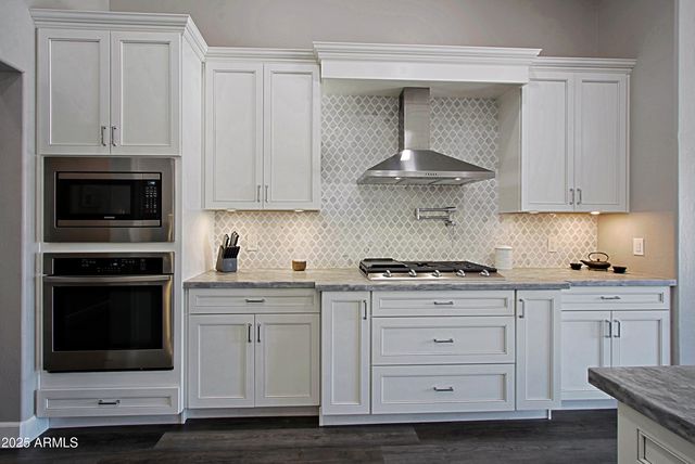 23673 N 81ST Drive, Peoria, AZ 85383