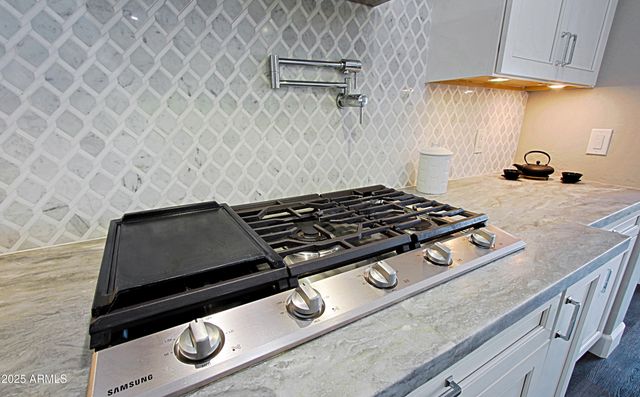 23673 N 81ST Drive, Peoria, AZ 85383