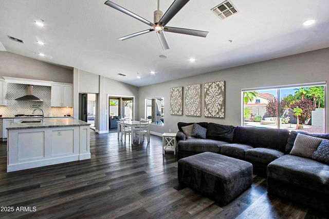 23673 N 81ST Drive, Peoria, AZ 85383