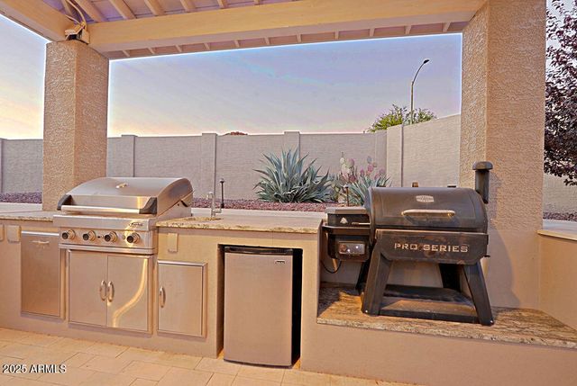 23673 N 81ST Drive, Peoria, AZ 85383