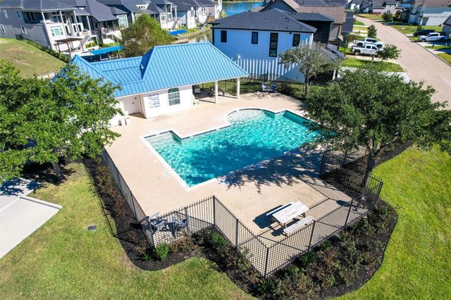 10716 S Lake Mist Lane, Willis, TX 77318