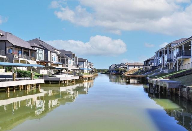 10716 S Lake Mist Lane, Willis, TX 77318