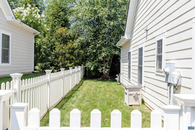 1619 SAWGRASS CT, Charlottesville, VA 22901