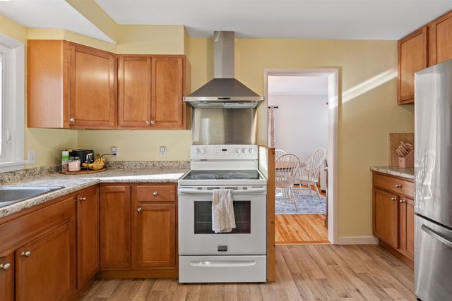 6 Donnelly Court, St. Albans City, VT 05478