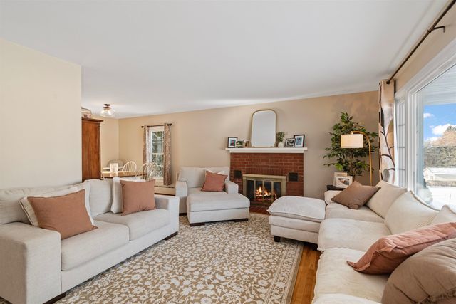 6 Donnelly Court, St. Albans City, VT 05478