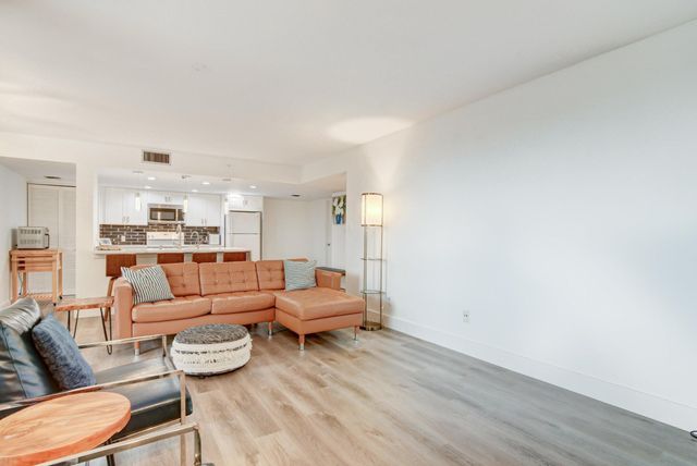 1915 Lavers Circle E504, Delray Beach, FL 33444