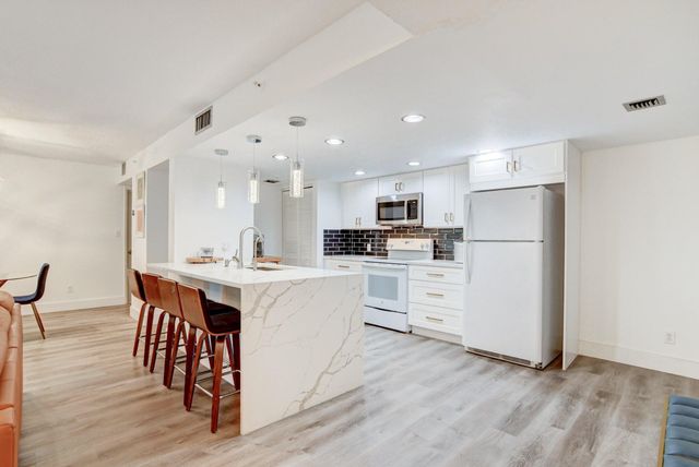 1915 Lavers Circle E504, Delray Beach, FL 33444