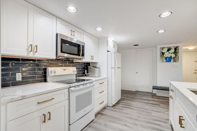 1915 Lavers Circle E504, Delray Beach, FL 33444