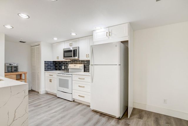 1915 Lavers Circle E504, Delray Beach, FL 33444