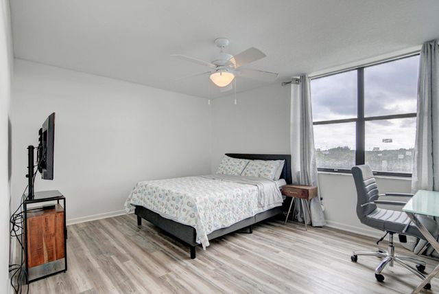 1915 Lavers Circle E504, Delray Beach, FL 33444