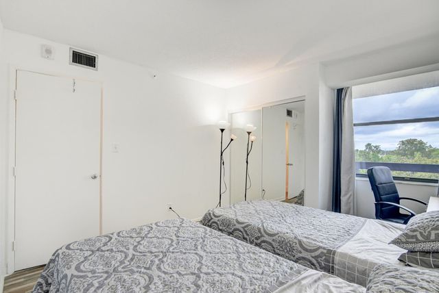 1915 Lavers Circle E504, Delray Beach, FL 33444