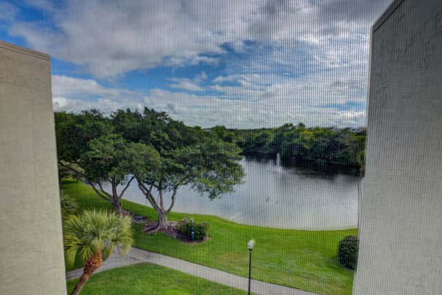 1915 Lavers Circle E504, Delray Beach, FL 33444
