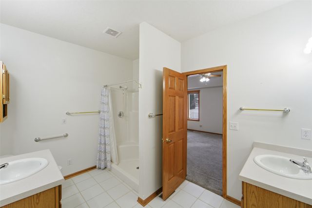 509 NE Robert Drive, Ankeny, IA 50021
