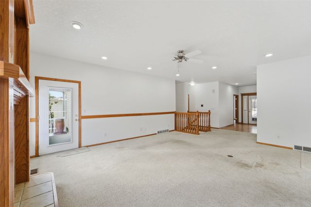 509 NE Robert Drive, Ankeny, IA 50021
