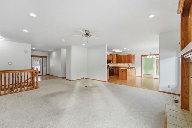 509 NE Robert Drive, Ankeny, IA 50021