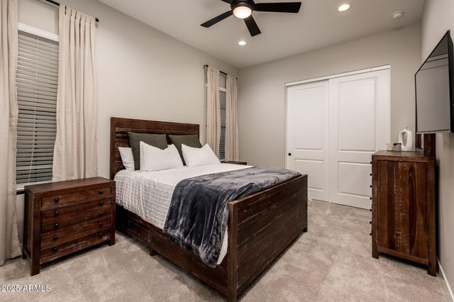 6615 E Libby Street, Phoenix, AZ 85054