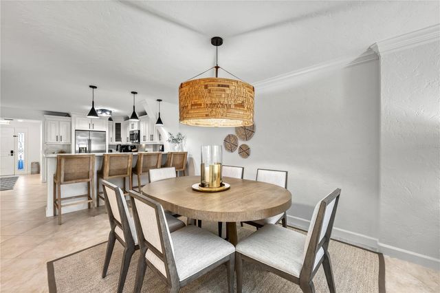 5880 MIDNIGHT PASS ROAD 210, Sarasota, FL 34242