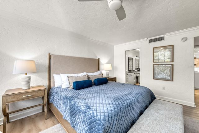 5880 MIDNIGHT PASS ROAD 210, Sarasota, FL 34242