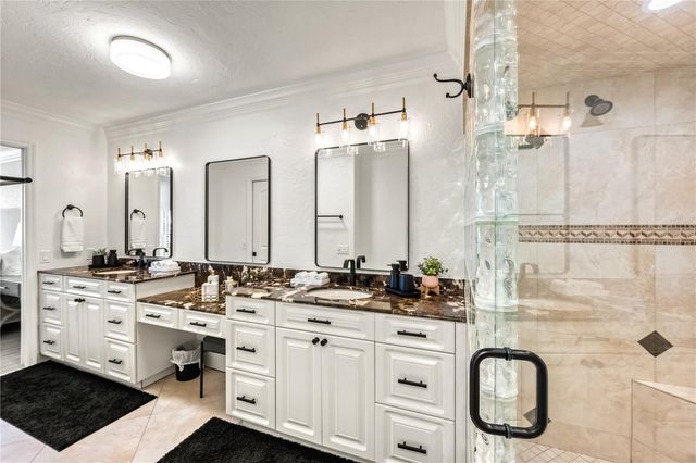 5880 MIDNIGHT PASS ROAD 210, Sarasota, FL 34242