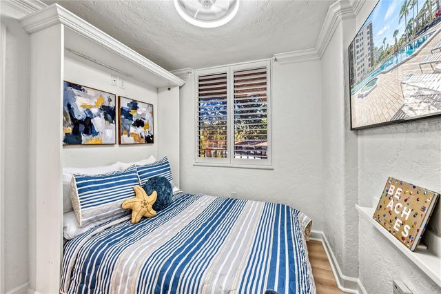 5880 MIDNIGHT PASS ROAD 210, Sarasota, FL 34242