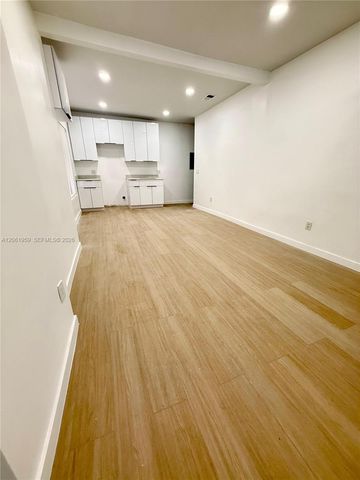 125 SW 19th Avenue 2, Miami, FL 33135