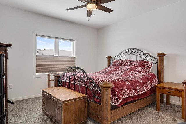 733 Crockett DRIVE, Holmen, WI 54636