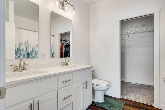 733 Crockett DRIVE, Holmen, WI 54636