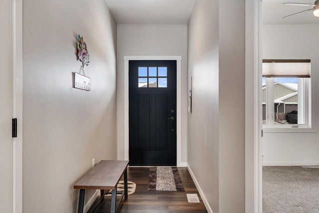 733 Crockett DRIVE, Holmen, WI 54636