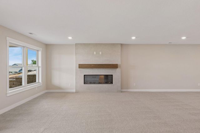 1465 Kasilof Court, River Falls, WI 54022