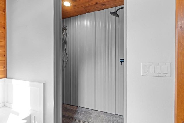 W6266 WOODS ROAD, Shawano, WI 54166