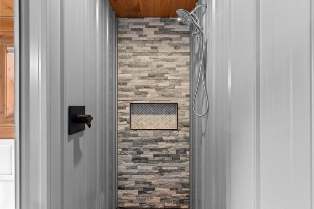 W6266 WOODS ROAD, Shawano, WI 54166