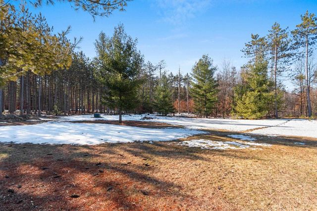 W6266 WOODS ROAD, Shawano, WI 54166