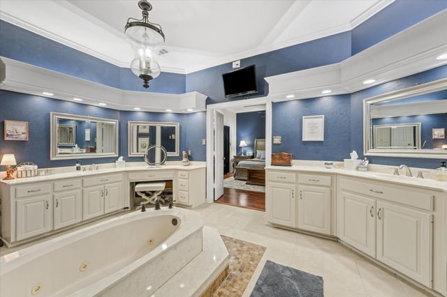 626 Creekbend Drive, Mesquite, TX 75149