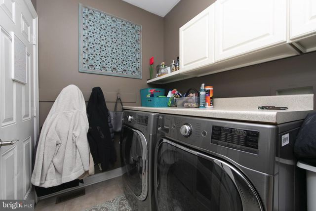 642 BAINBRIDGE DR, Mullica Hill, NJ 08062