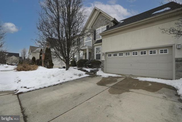 642 BAINBRIDGE DR, Mullica Hill, NJ 08062