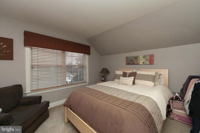 642 BAINBRIDGE DR, Mullica Hill, NJ 08062