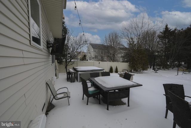 642 BAINBRIDGE DR, Mullica Hill, NJ 08062