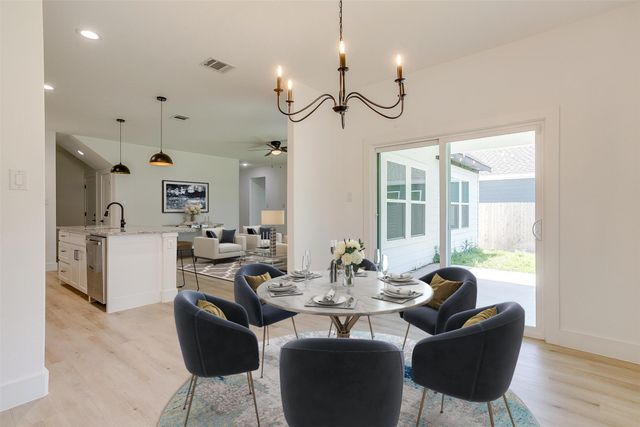 813 Stamps Avenue, Fort Worth, TX 76114