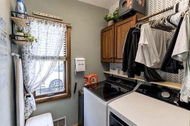 N49W15974 Caitlin COURT, Menomonee Falls, WI 53051